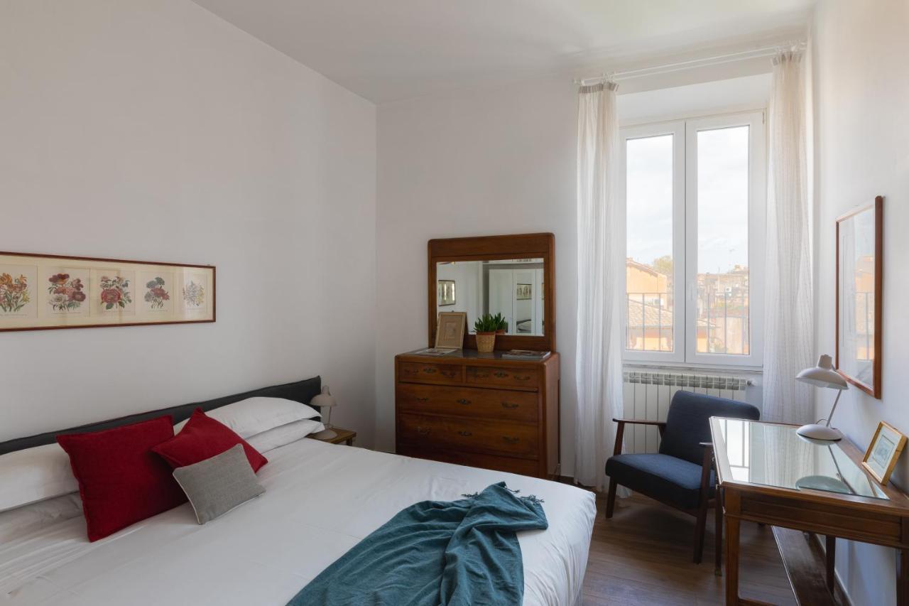 Amazing Penthouse With Terrace And Rooftop In Trastevere Рим Екстер'єр фото