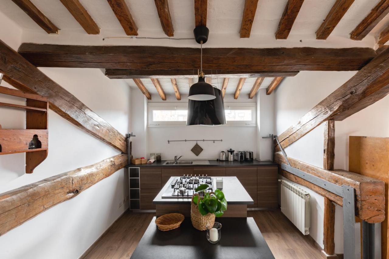 Amazing Penthouse With Terrace And Rooftop In Trastevere Рим Екстер'єр фото