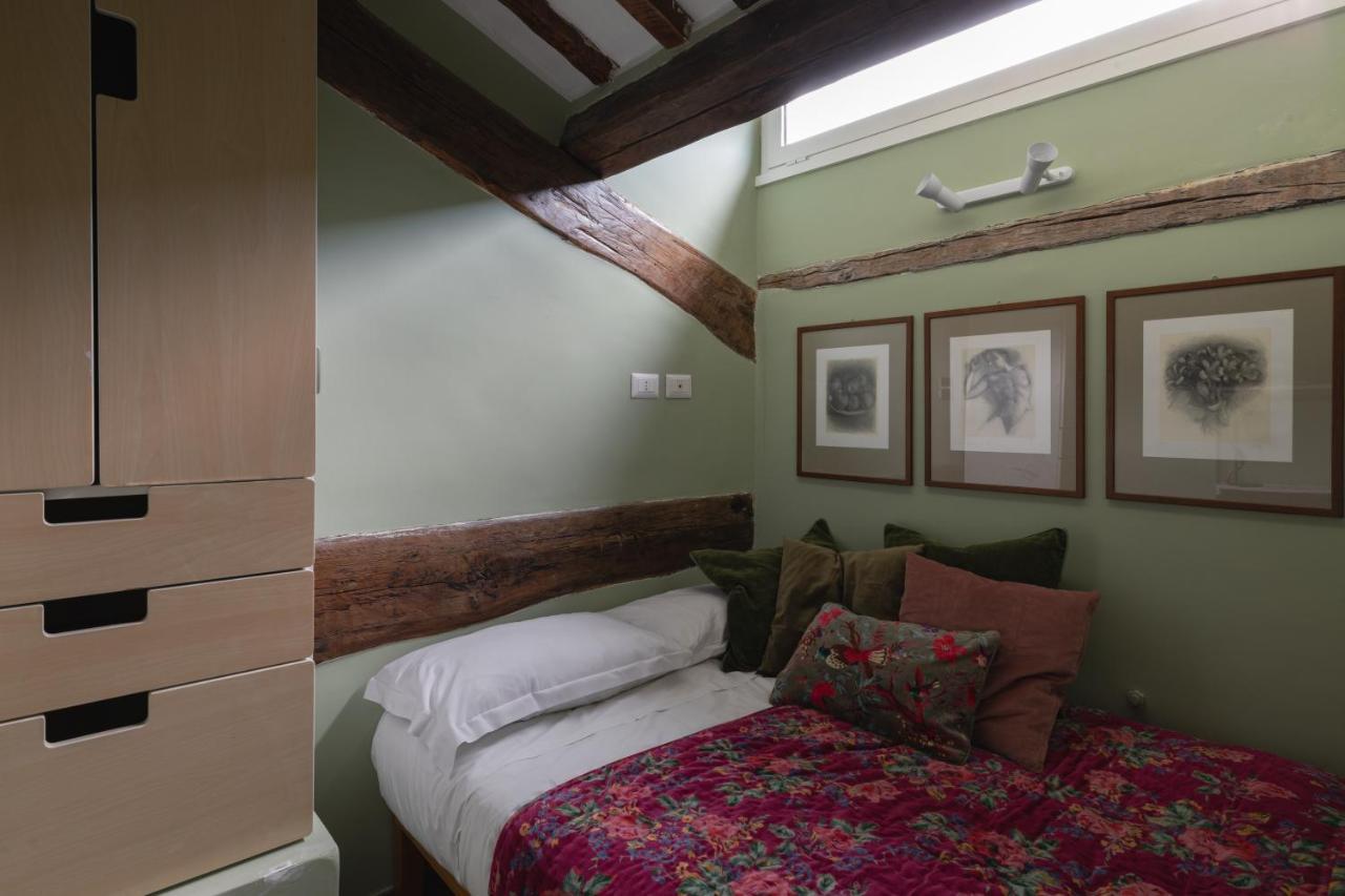 Amazing Penthouse With Terrace And Rooftop In Trastevere Рим Екстер'єр фото